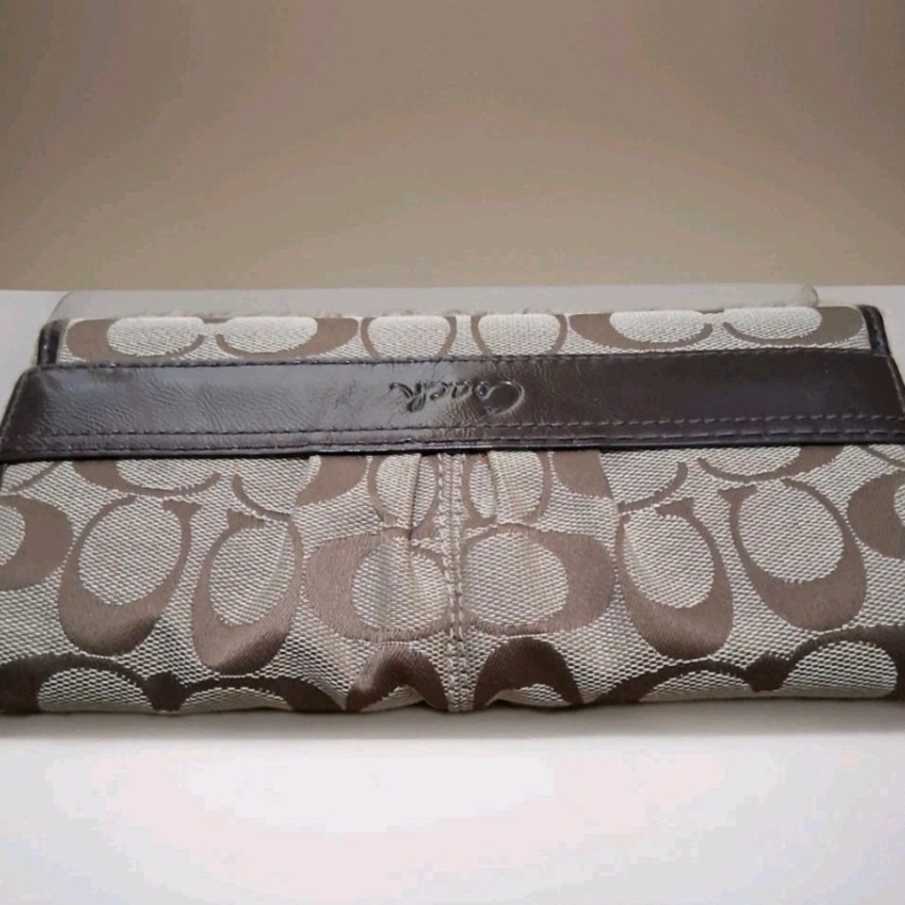 Vintage Coach Soho Pleated Signature Checkbook Wallet Canvas F42819 - Picture 5 of 11